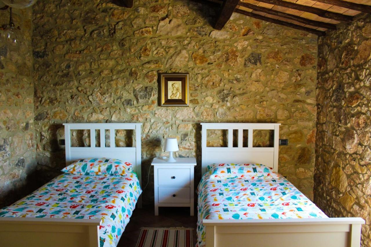 Alviano B&B Fontanelle מראה חיצוני תמונה