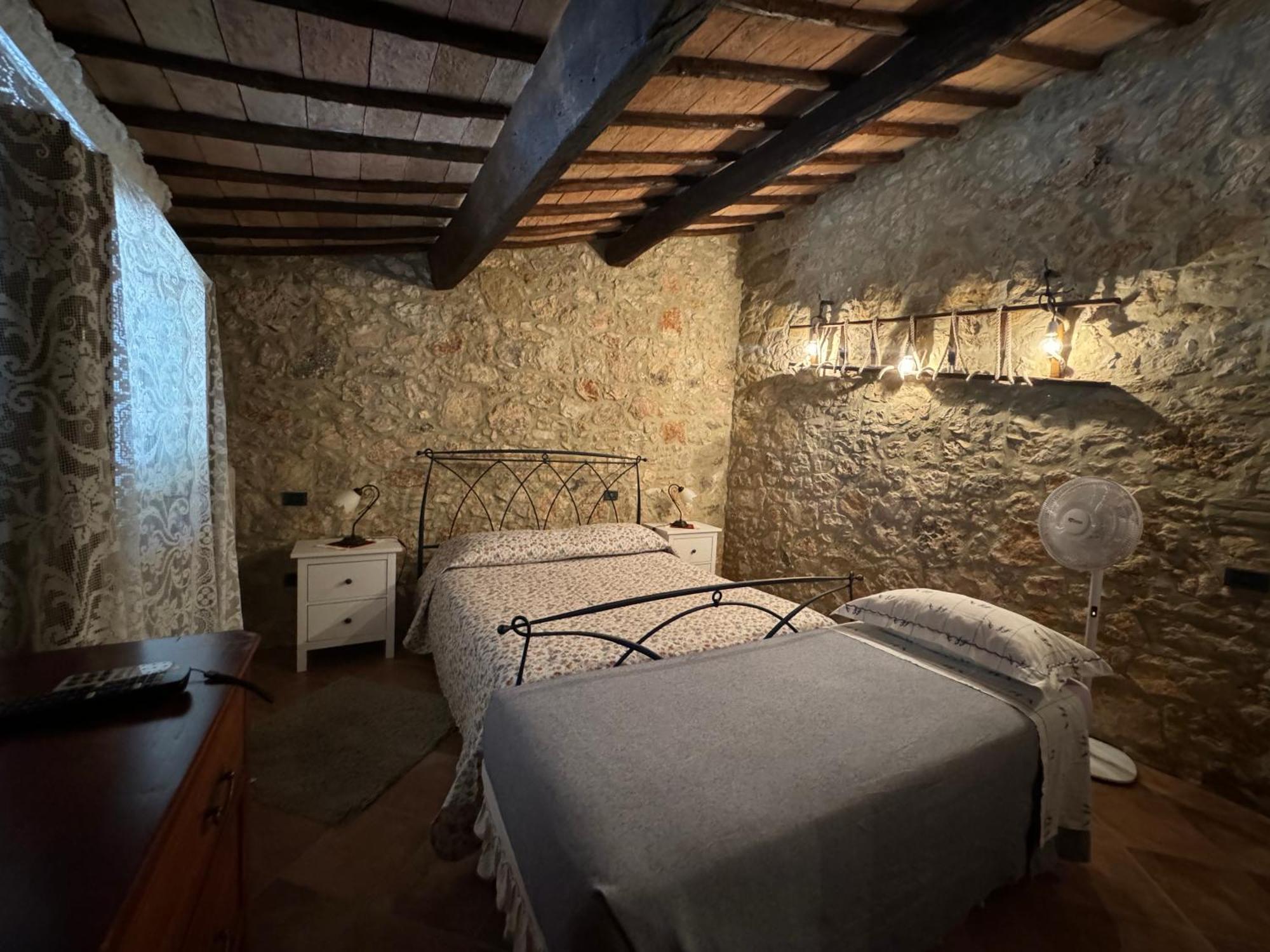 Alviano B&B Fontanelle מראה חיצוני תמונה